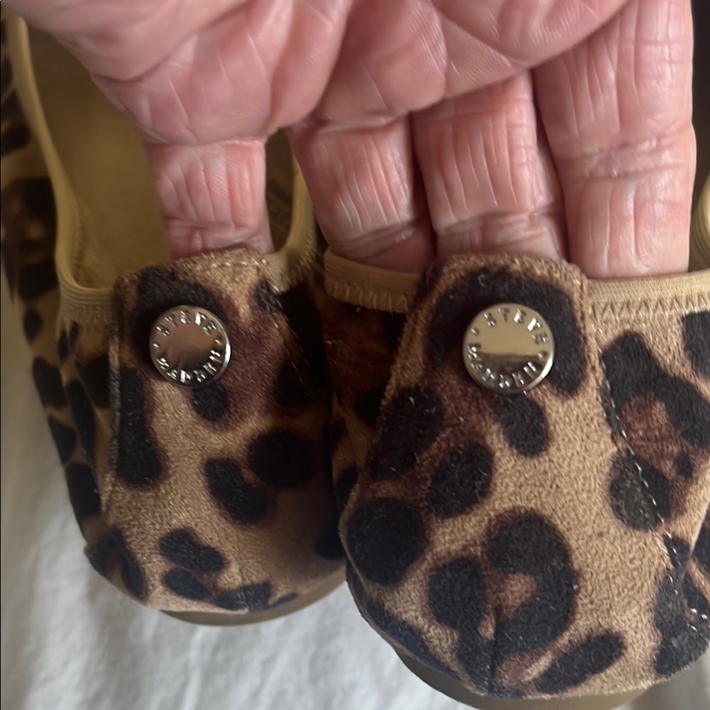 Steve Madden Leopard Print Flats Brown Tan - Picture 5 of 7